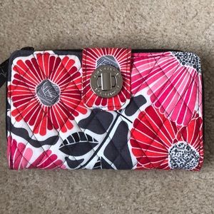 Vera Bradley Turn lock wallet in cherry blossom